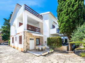 Apartments Tatjana in Novalja near the beach